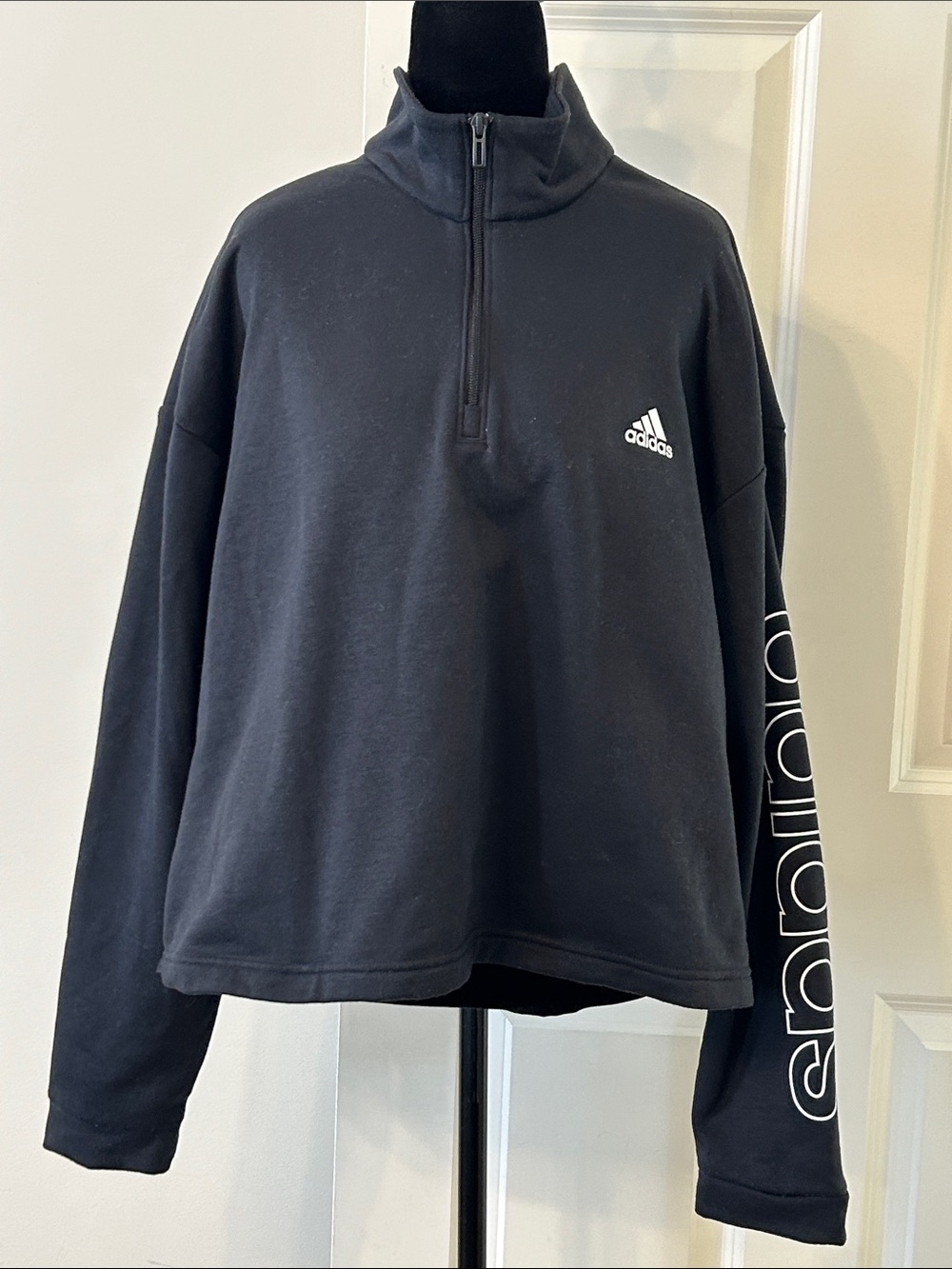 adidas Essential Women's Fleece Loose Cropped 1/4-Zip Pullover